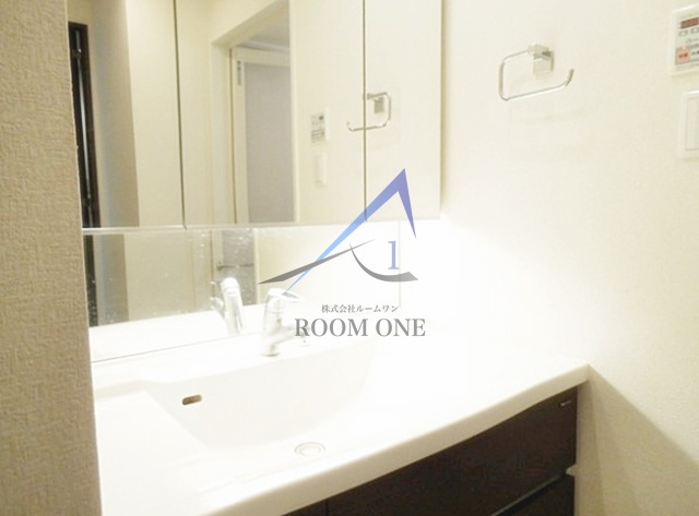 洗面設備　洗面台です。
