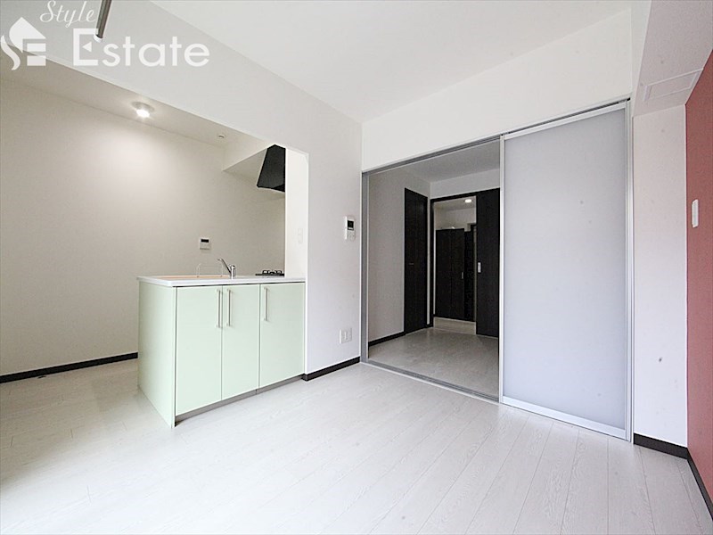 居室・リビング　内装