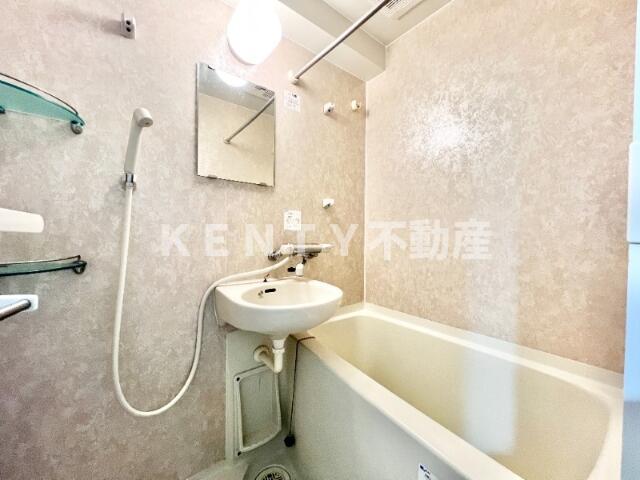 バス・シャワールーム　きれいなお風呂です