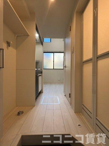玄関　別号室イメージの為、現状を優先致します。