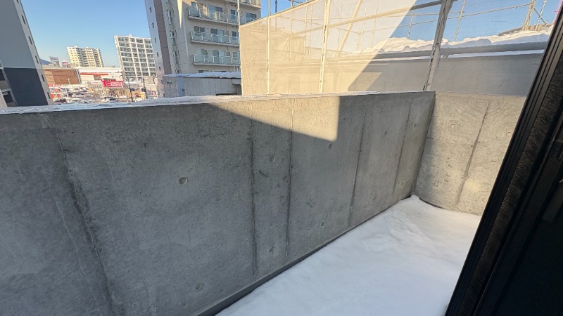 バルコニー　バルコニー