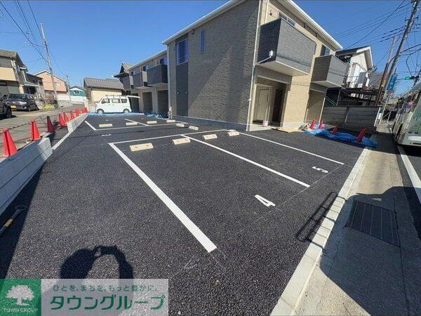 駐車場　駐車場