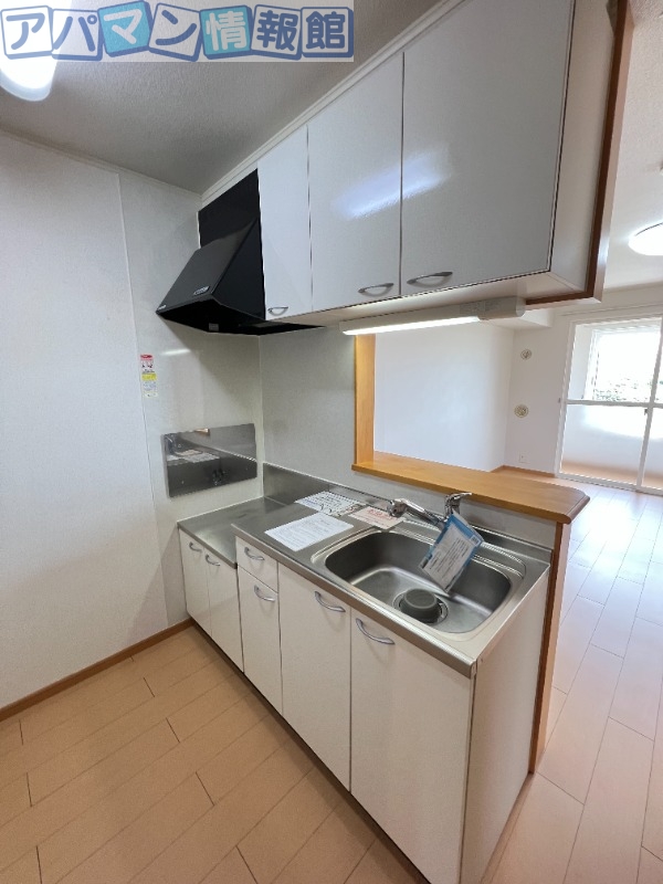 キッチン　※別号室のお写真になります