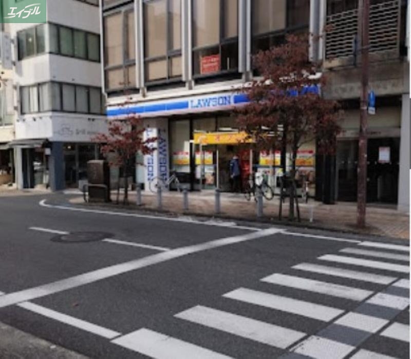 コンビニ　ローソン岡山表町一丁目店（コンビニ）まで210m