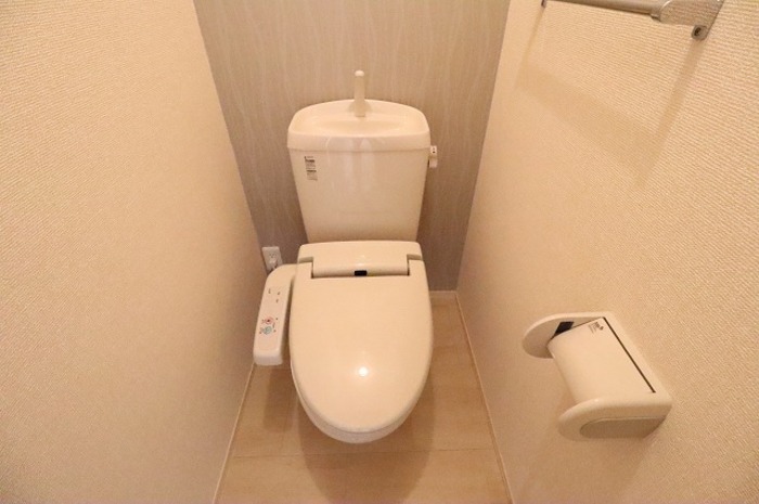 トイレ　トイレもきれいです