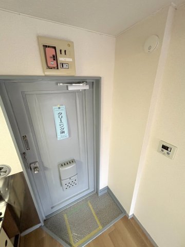 玄関　落ち着いた玄関です