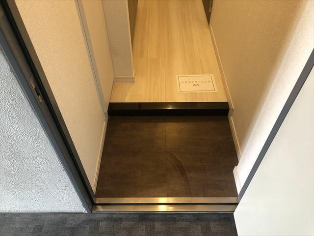 玄関　※他号室写真使用