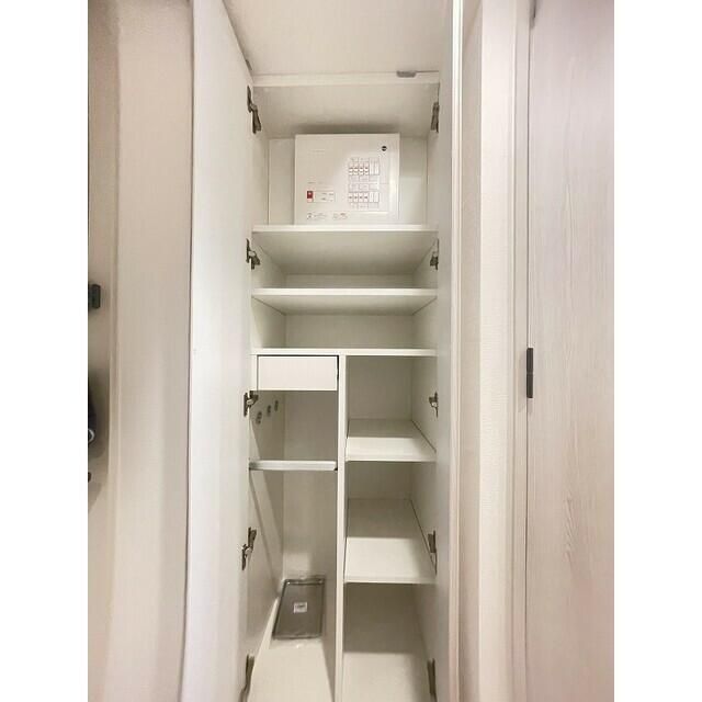 玄関　落ち着いた玄関です