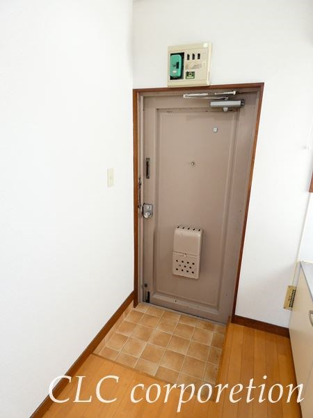 玄関　参考写真