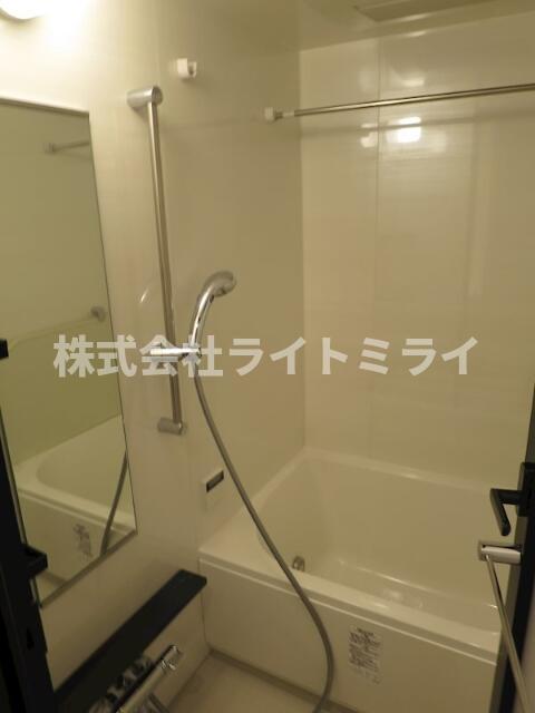 バス・シャワールーム　?