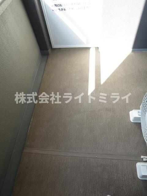 バルコニー　?