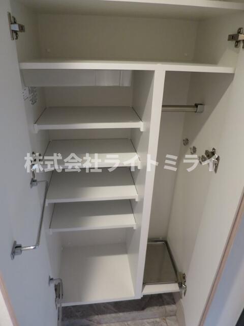収納　?