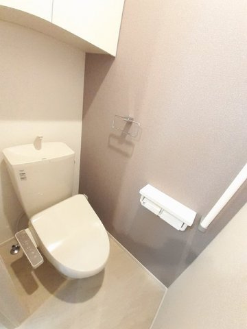 トイレ　ゆったりとした空間のトイレです