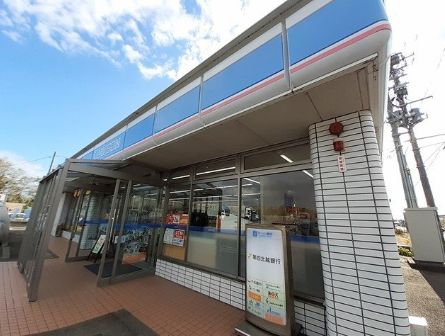 コンビニ　ローソン 大潟土底浜店（コンビニ）まで775m