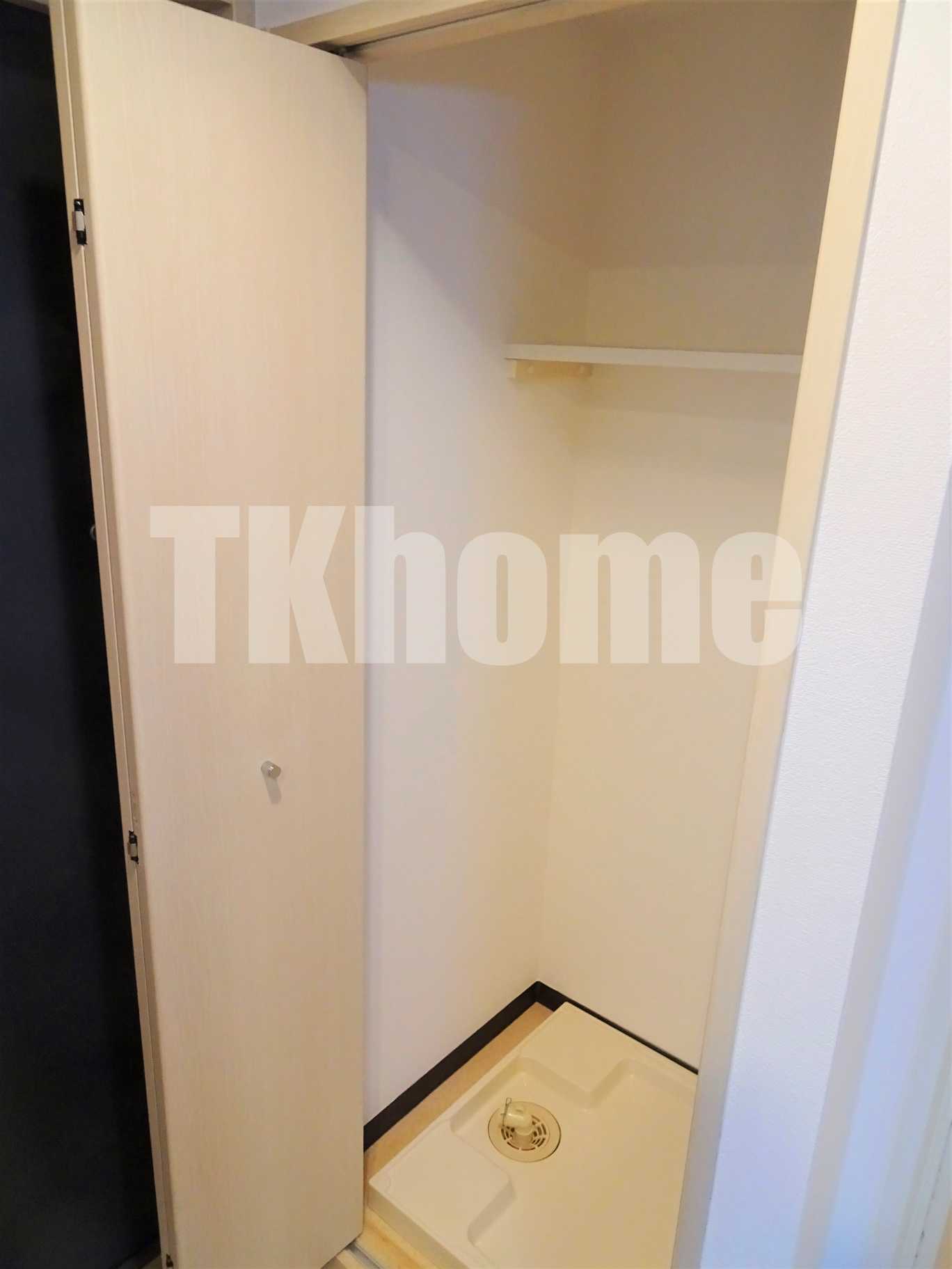 その他設備　室内洗濯機置き場（同マンション別室・参考写真）