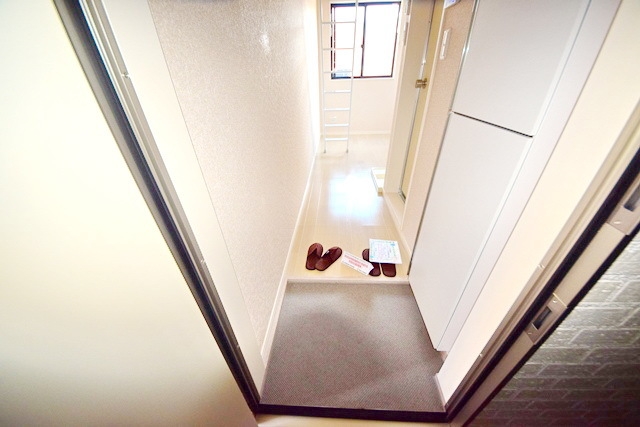 玄関　同建物別部屋参考