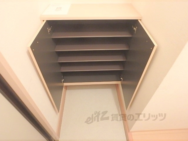 収納　下駄箱