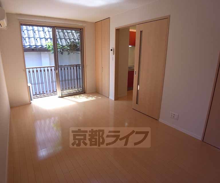 居室・リビング　広々８．２帖・明るいお部屋です