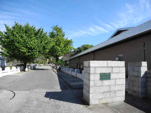 大学・短大　国立長崎大学経済学部（大学・短大）まで489m