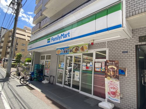 コンビニ　ファミリーマート 赤羽一番街店（コンビニ）まで83m
