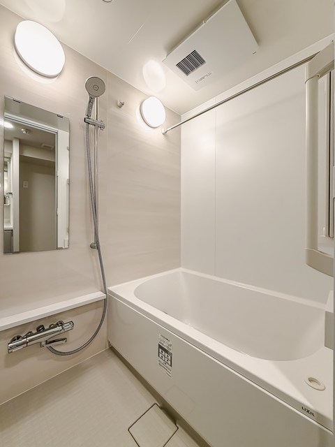バス・シャワールーム　※写真は同タイプ住戸です。