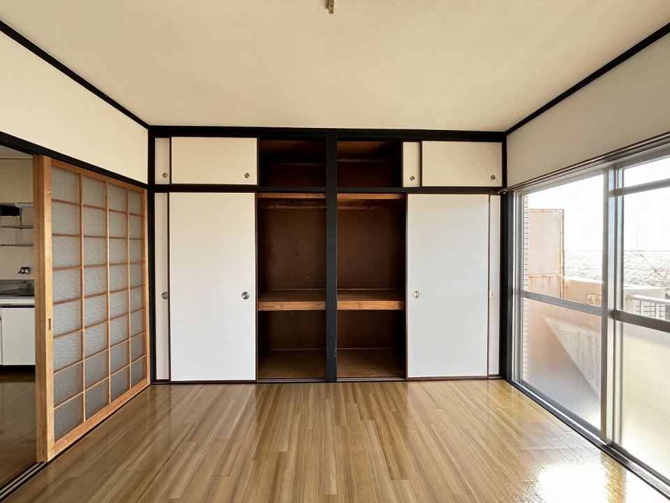 収納　日当たりの良い２ＬＤＫのお部屋♪