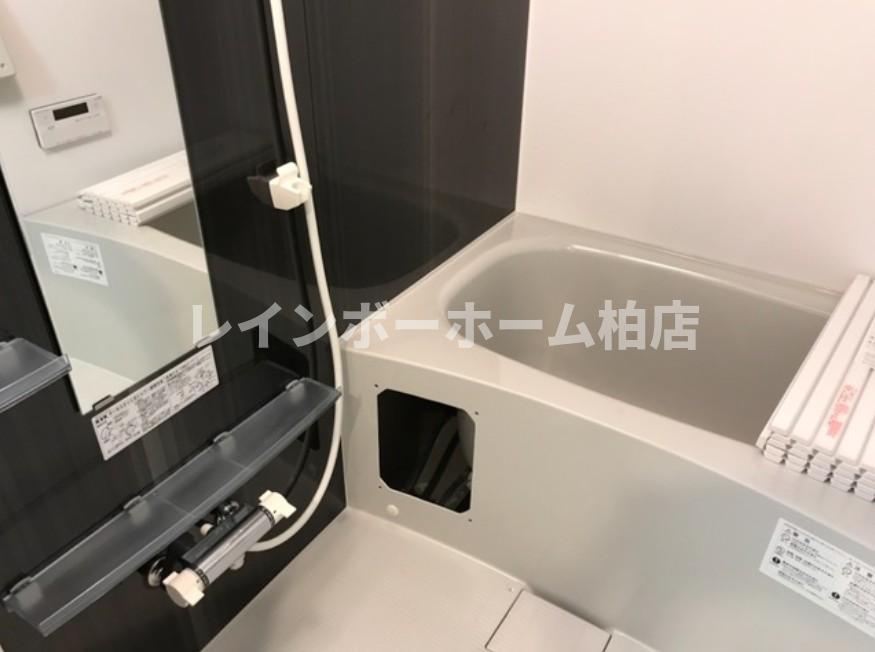 バス・シャワールーム　日々の疲れを癒すお風呂付です