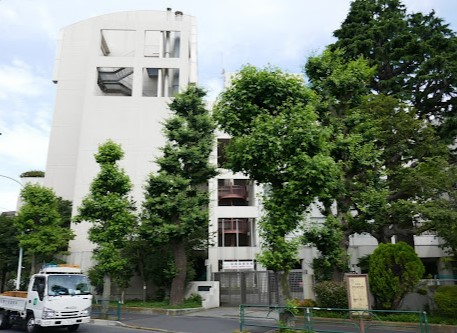 高校・高専　東京都立目黒高等学校（高校・高専）まで249m
