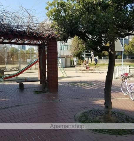 公園　中浜中央公園（公園）まで133m