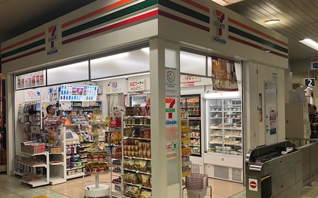 コンビニ　セブンイレブンキヨスクJR上野芝駅改札口店（コンビニ）まで414m