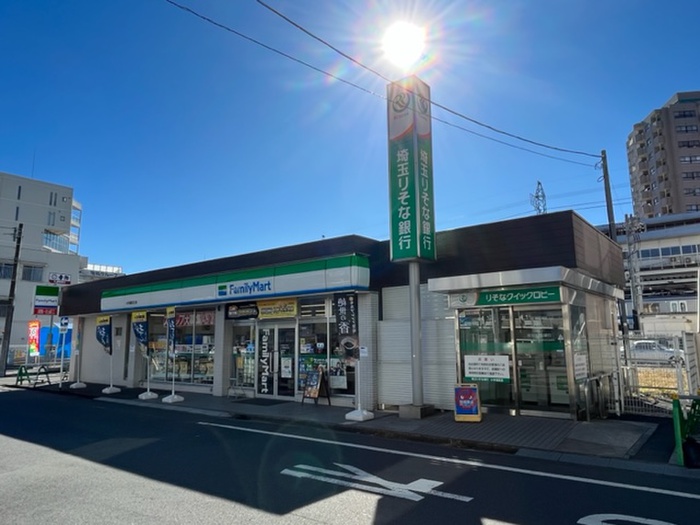 コンビニ　ファミリーマート　小手指駅北口店（コンビニ）まで500m