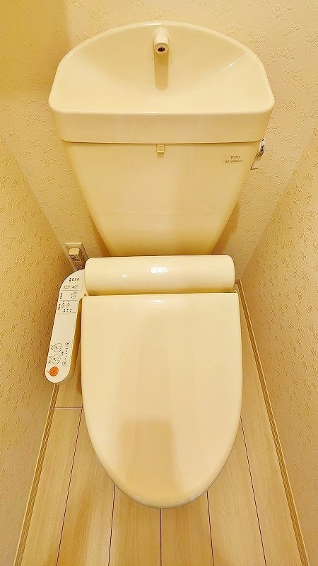トイレ　★温水洗浄便座付トイレ★
