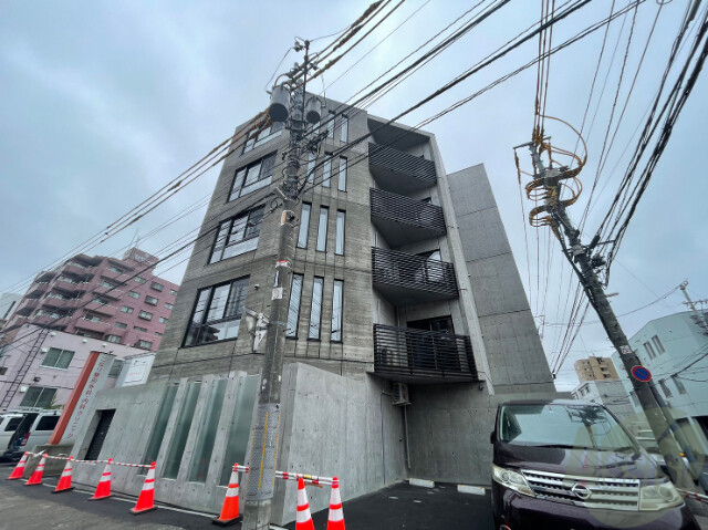 建物外観　札幌市中央区南９条西「シャトーライフ中島公園１」