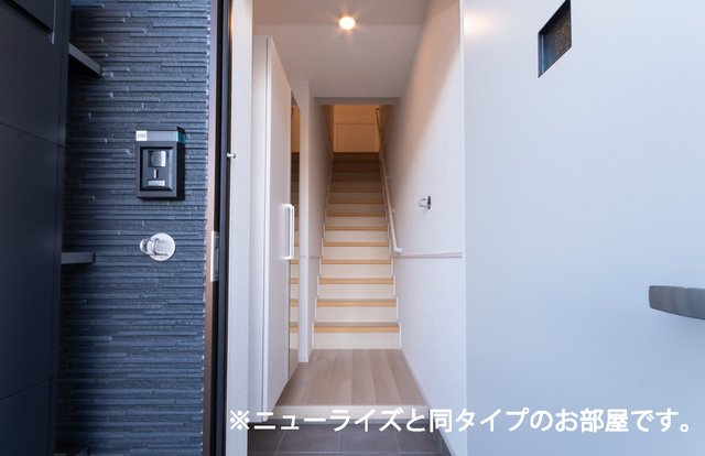 玄関　収納もある玄関です