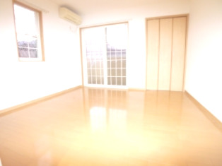 リブレア稲毛の居間写真