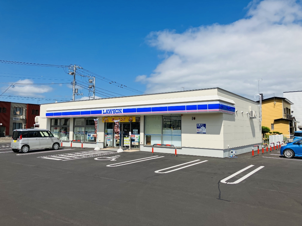 コンビニ　ローソン北見本町五丁目店（コンビニ）まで410m