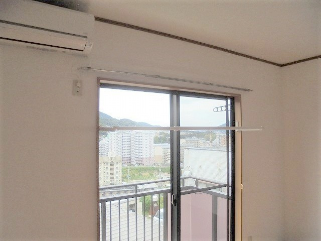 その他設備　☆室内物干し・エアコン付☆