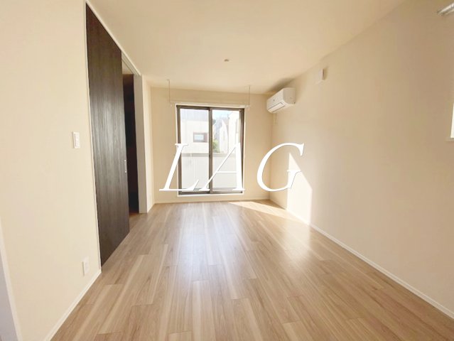 居室・リビング　洋室のお部屋です。