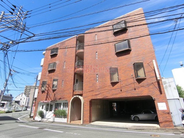 建物外観　外観は落ち着いています