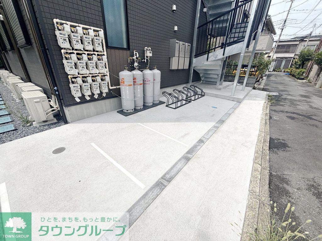 駐車場　駐車場