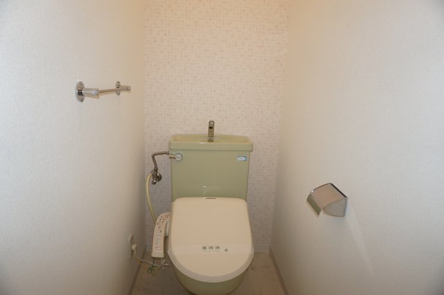 トイレ　トイレもきれいです