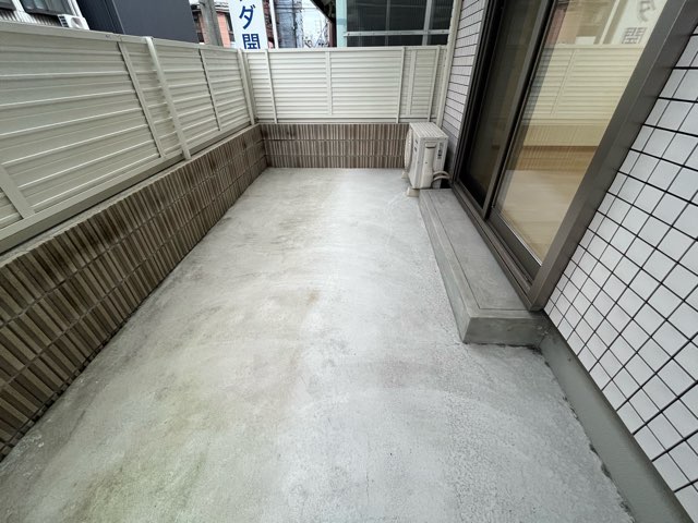 バルコニー