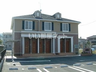山陽新幹線 新尾道駅 バス乗車時間：10分 最寄りバス停で下車 徒歩5分 築20年