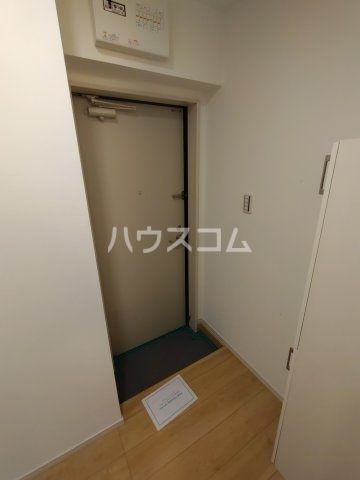 MELLAS八王子IIIの玄関写真