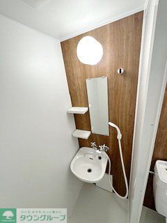 バス・シャワールーム　洗面