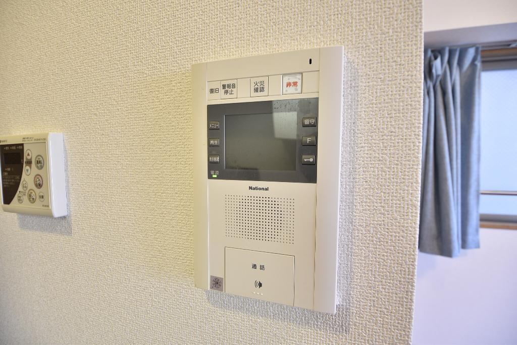 セキュリティ　カメラ付インターホン