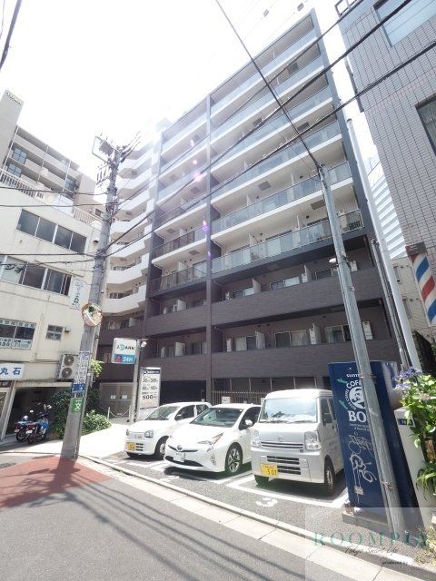 ＪＲ山手線 新宿駅 徒歩7分 築13年