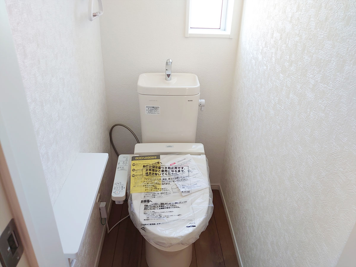 吉岡町大久保一戸建貸住宅のトイレ写真