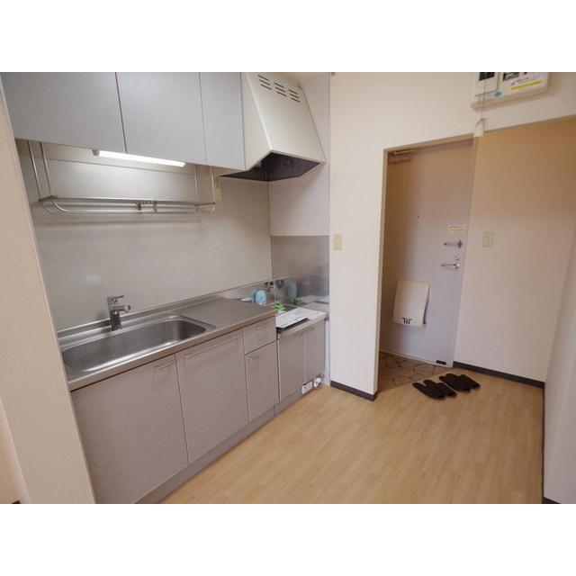 フレグランス上の原のキッチン写真