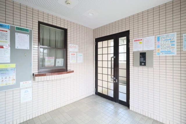 東急東横線 綱島駅 徒歩10分 4階建 築36年の外観写真